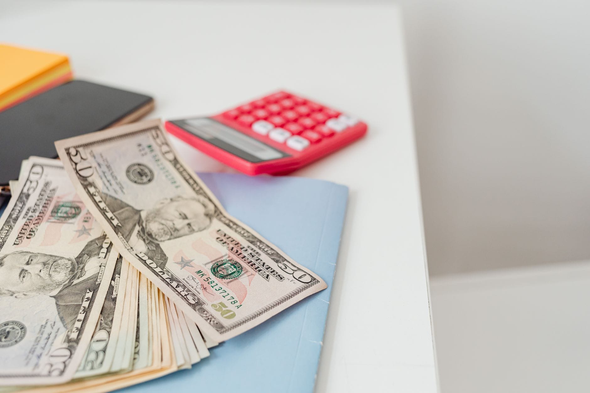 Where to Park Cash in Mid-2026: Why Money Market Funds Are Quietly Beating the High-Yield Savings Account Most Men Still Use